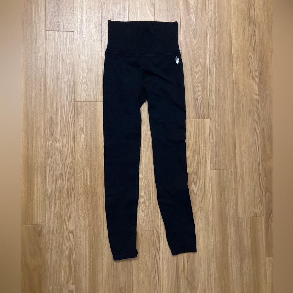 Free people black good karma leggings